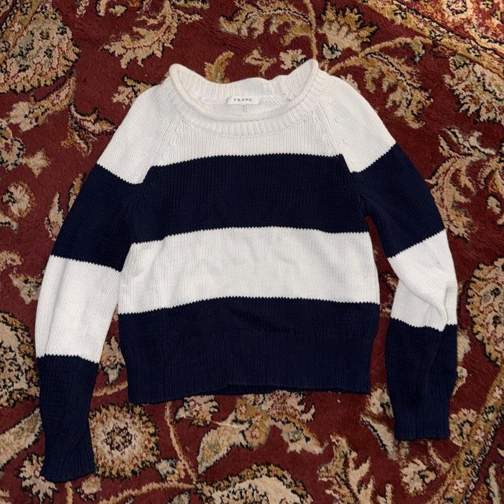 Frame navy and white striped